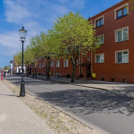 Sloneczne Jasne W Lebie By Renters アパート *